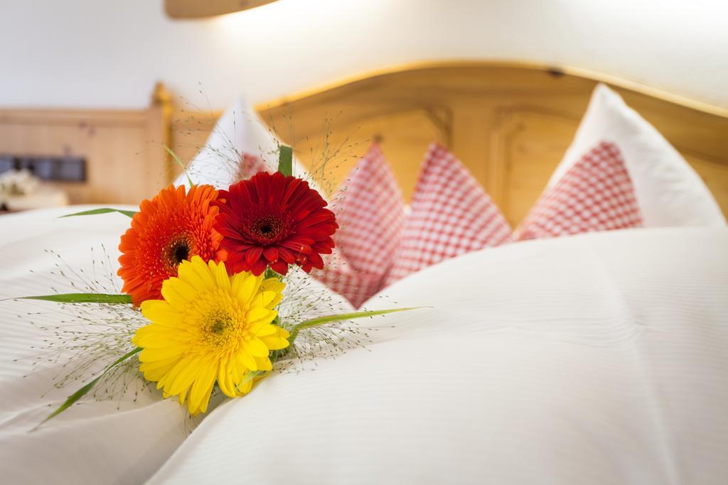 Hotel Garni Hanslerhof " Urlaub Am Bauernhof " 겔로스 외부 사진