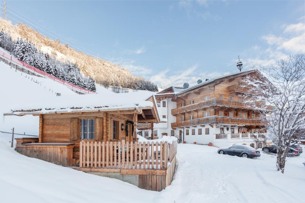 Hotel Garni Hanslerhof " Urlaub Am Bauernhof " 겔로스 외부 사진