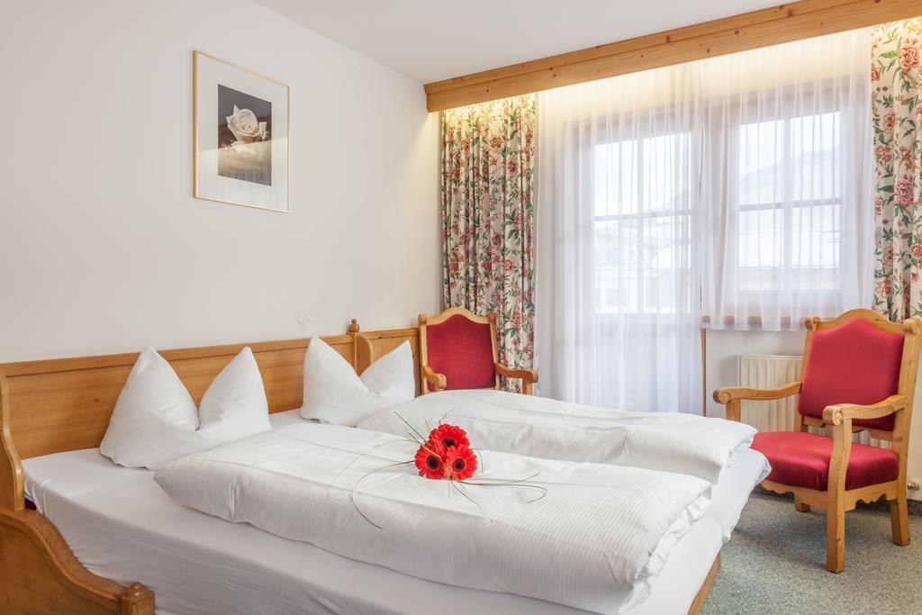 Hotel Garni Hanslerhof " Urlaub Am Bauernhof " 겔로스 외부 사진