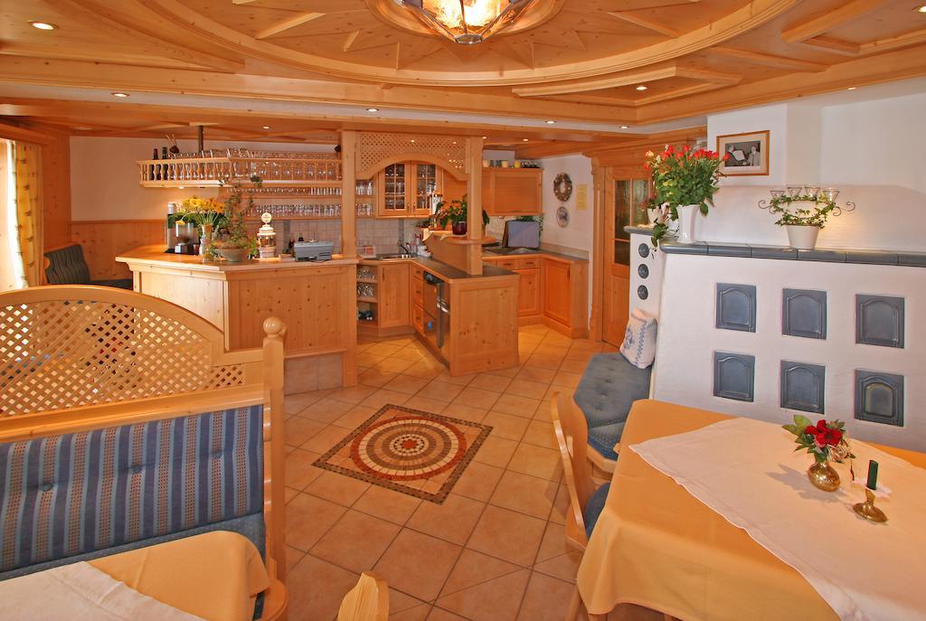 Hotel Garni Hanslerhof " Urlaub Am Bauernhof " 겔로스 외부 사진