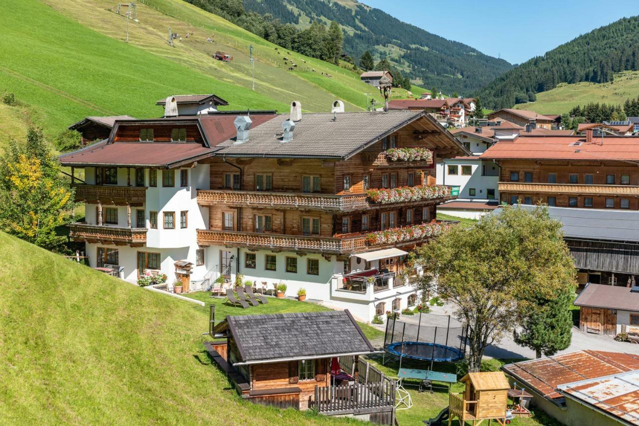 Hotel Garni Hanslerhof " Urlaub Am Bauernhof " 겔로스 외부 사진