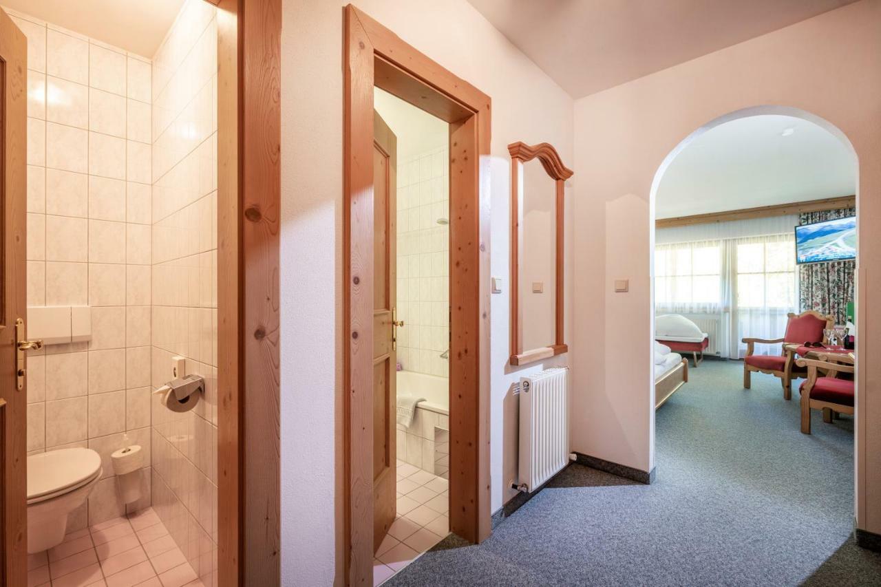 Hotel Garni Hanslerhof " Urlaub Am Bauernhof " 겔로스 외부 사진
